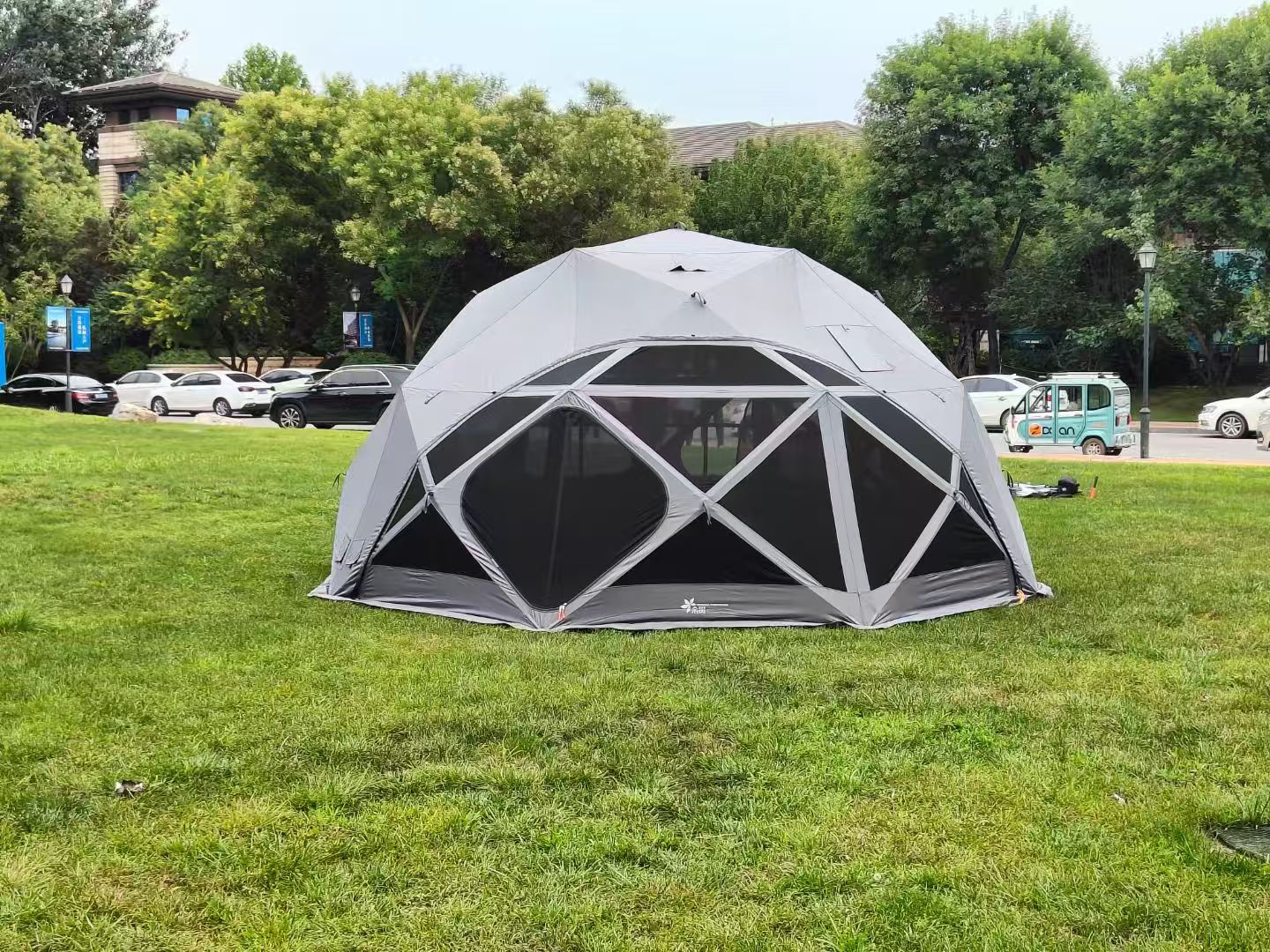 8-10 Person Octagon Camping Tent | Waterproof Double-Layer Family Shelter